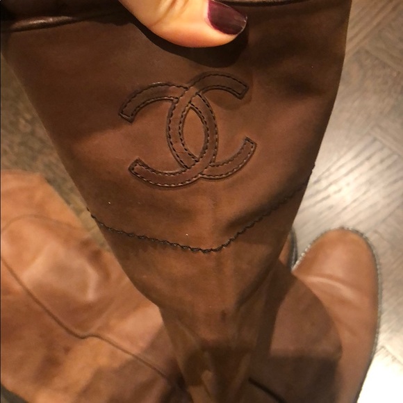 Chanel riding boot - Picture 3 of 5